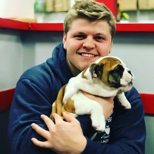 Meet your Posher, Bruce